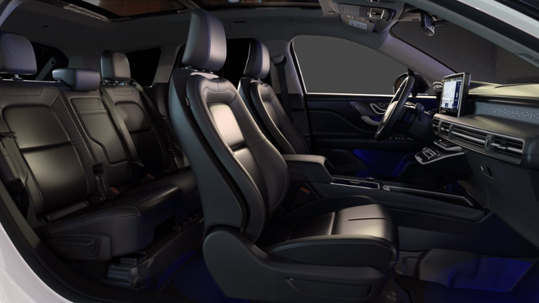 New 2025 Lincoln Corsair Grand Touring w/ Equipment Group 301A AWD/4WD image 31