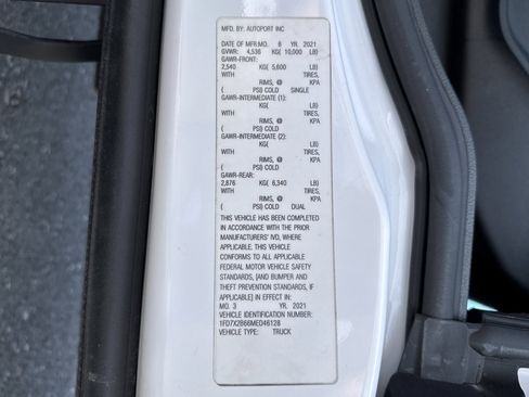 Used 2021 Ford F250 XL w/ Power Equipment Group AWD/4WD image 32
