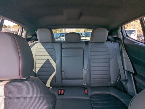 Used 2023 Dodge Hornet GT w/ GT Blacktop Package image 10