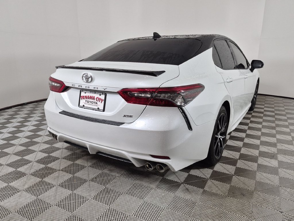 Used 2023 Toyota Camry XSE FWD image 3