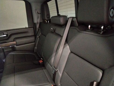 Used 2023 GMC Sierra 2500 SLT w/ SLT Premium Package image 39