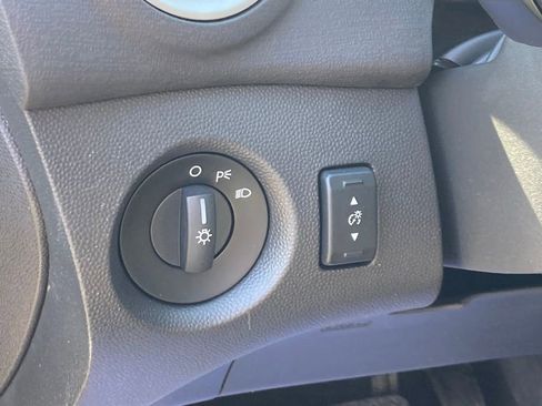 Used 2013 Ford Fiesta SE FWD image 14