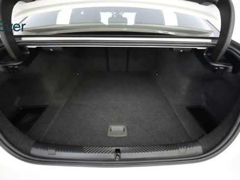 Used 2024 BMW i5 eDrive40i w/ Premium Package RWD image 8