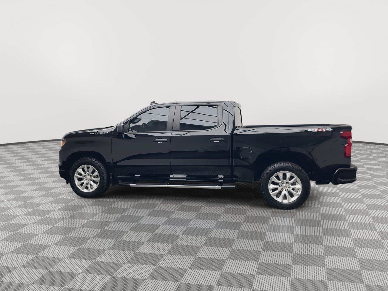 Certified 2023 Chevrolet Silverado 1500 Custom AWD/4WD image 36