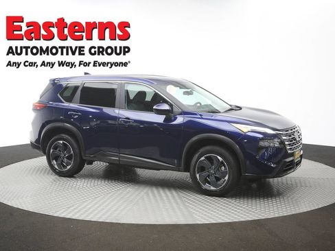 Used 2024 Nissan Rogue SV AWD/4WD image 47