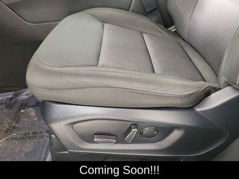 Used 2023 Ford Explorer XLT image 14