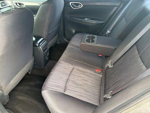 Used 2017 Nissan Sentra SV FWD image 11