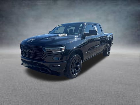 Used 2020 RAM 1500 Limited w/ Black Appearance Package AWD/4WD image 2