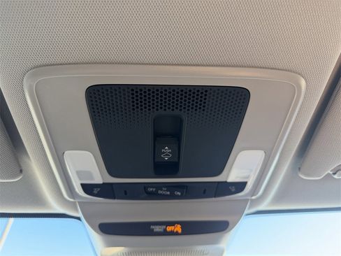 New 2026 Honda HR-V EX-L image 34