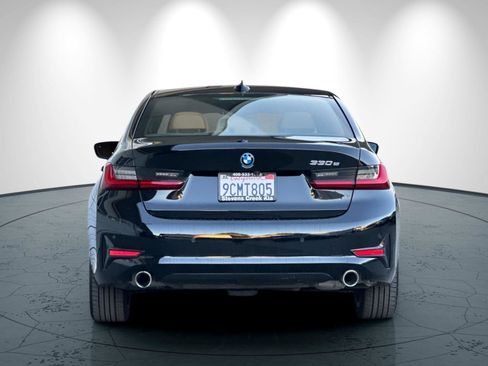 Used 2022 BMW 330e w/ Premium Package image 5