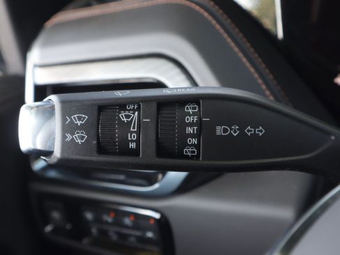 Used 2026 GMC Yukon AT4 AWD/4WD image 22