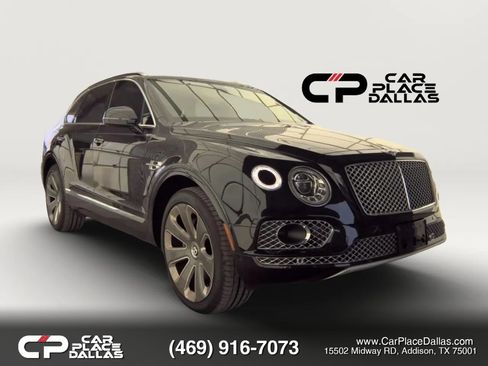 Used 2018 Bentley Bentayga AWD/4WD image 1