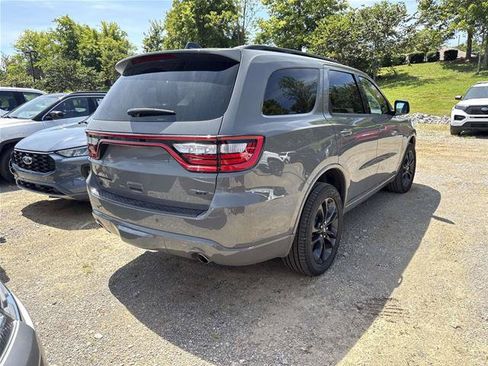 Used 2025 Dodge Durango GT AWD/4WD image 4