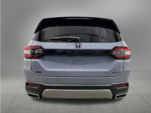 New 2026 Honda Pilot Touring image 4