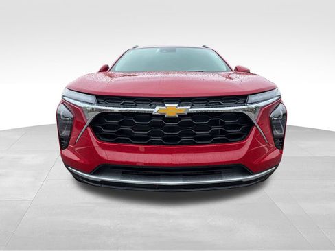 New 2026 Chevrolet Trax LT image 8