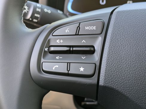 New 2026 Hyundai Venue SEL image 23