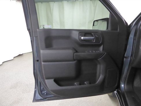 Used 2021 Chevrolet Silverado 1500 Custom image 19