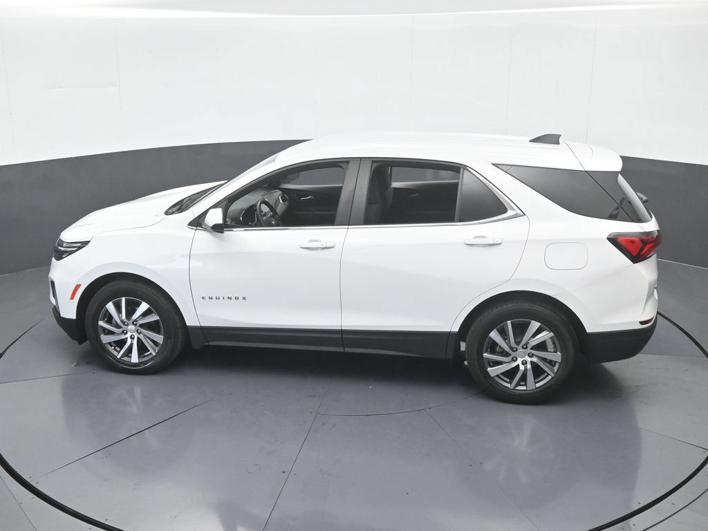 Used 2024 Chevrolet Equinox LT FWD image 47
