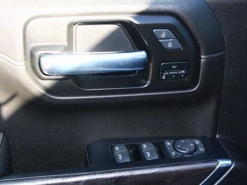 Used 2022 Chevrolet Silverado 1500 LTZ image 13