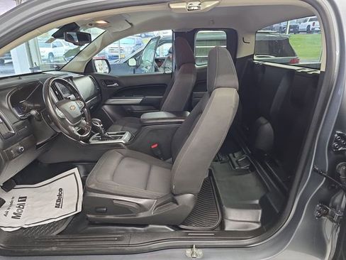 Certified 2022 Chevrolet Colorado LT w/ Fleet Safety Package image 10