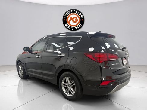 Used 2017 Hyundai Santa Fe Sport w/ 2.4L Tech Package 04 FWD image 5