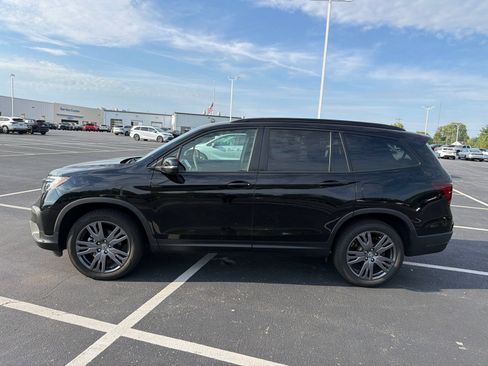 Used 2022 Honda Pilot Sport image 3