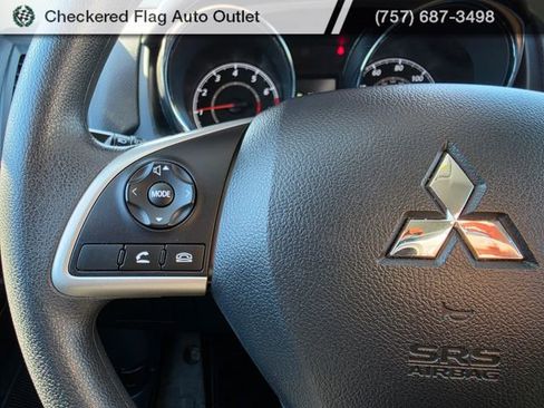 Used 2025 Mitsubishi Outlander Sport ES image 25