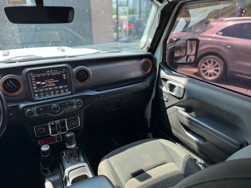 Used 2020 Jeep Gladiator Mojave AWD/4WD image 22