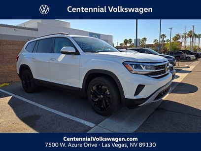 Used 2023 Volkswagen Atlas SE w/ Panoramic Sunroof Package
