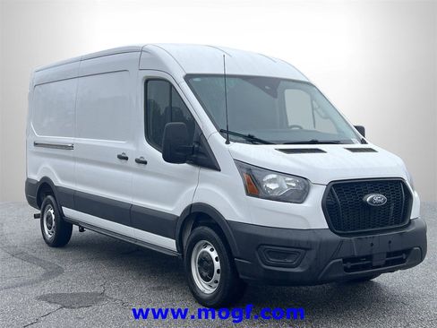 Used 2025 Ford Transit 250 148 Medium Roof image 4