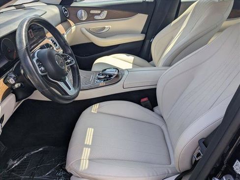 Used 2020 Mercedes-Benz E 350 4MATIC Sedan image 17