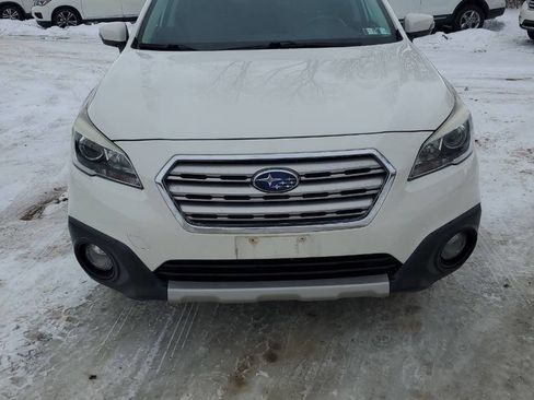 Used 2016 Subaru Outback 2.5i Limited image 2