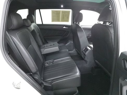 Used 2022 Volkswagen Tiguan SE R-Line AWD/4WD image 27