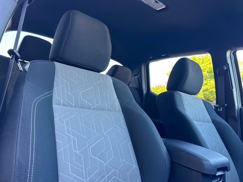 Certified 2023 Toyota Tacoma TRD Sport w/ Advanced Technology Package AWD/4WD image 20