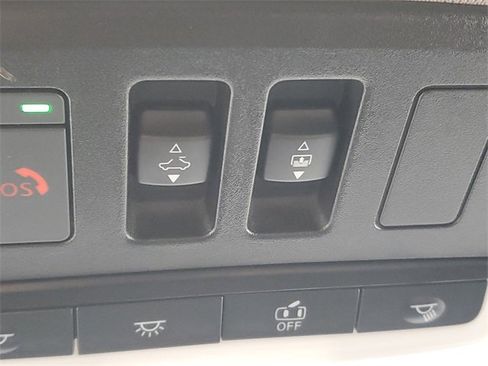 Used 2023 Nissan Rogue Platinum w/ Platinum Premium Package image 23