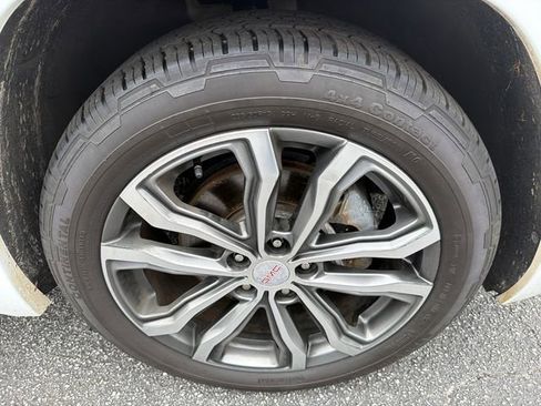 Used 2018 GMC Terrain Denali w/ Comfort Package image 12