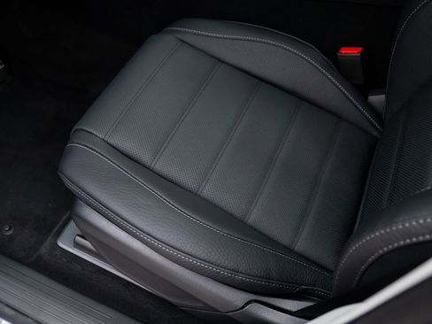 New 2026 Mercedes-Benz GLS 450 4MATIC image 18