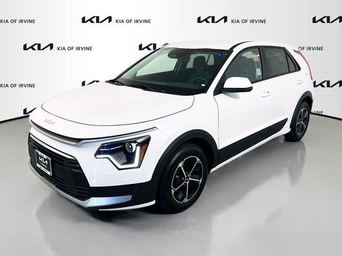 New 2026 Kia Niro LX FWD image 3