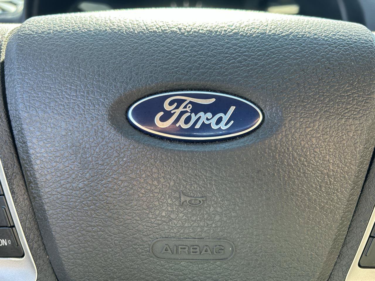 Used 2010 Ford Fusion SEL FWD image 21