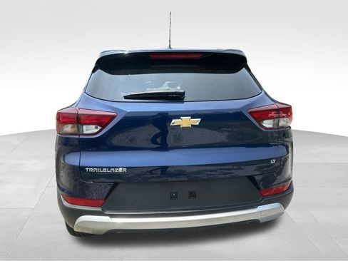 Used 2023 Chevrolet TrailBlazer LT FWD image 36