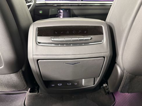 New 2025 Cadillac Escalade Sport w/ Touring Package image 38