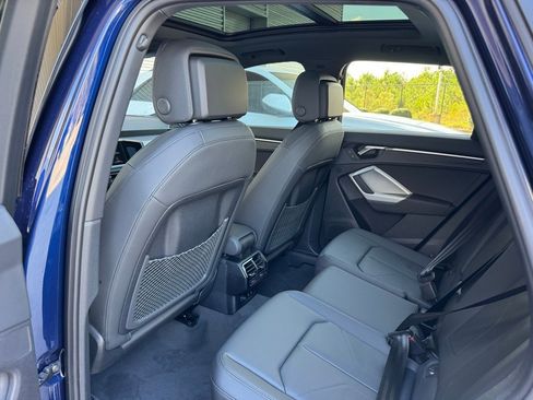 New 2025 Audi Q3 2.0T Premium image 25