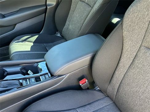 Used 2024 Honda Accord Sport image 28
