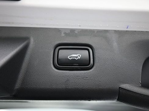 Certified 2022 Hyundai Tucson Limited w/ Cargo Package AWD/4WD image 24