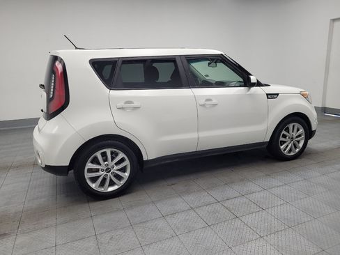 Used 2018 Kia Soul + w/ Audio Package FWD image 10