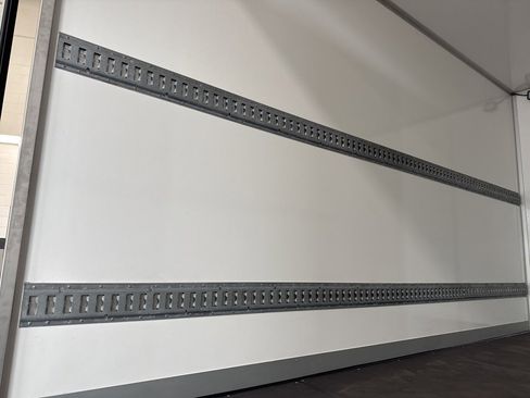 Used 2023 Mercedes-Benz Sprinter 3500 image 27