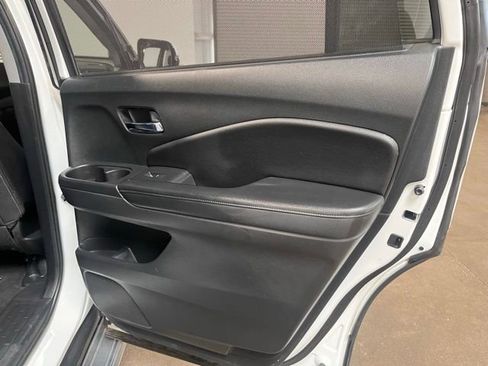 Used 2021 Honda Pilot Elite image 15
