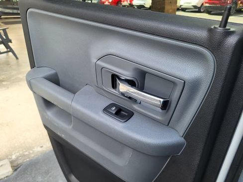 Used 2024 RAM 1500 Classic SLT AWD/4WD image 16