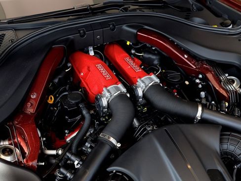 Used 2025 Ferrari Roma Spider image 35