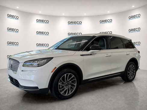 Used 2022 Lincoln Corsair FWD image 3